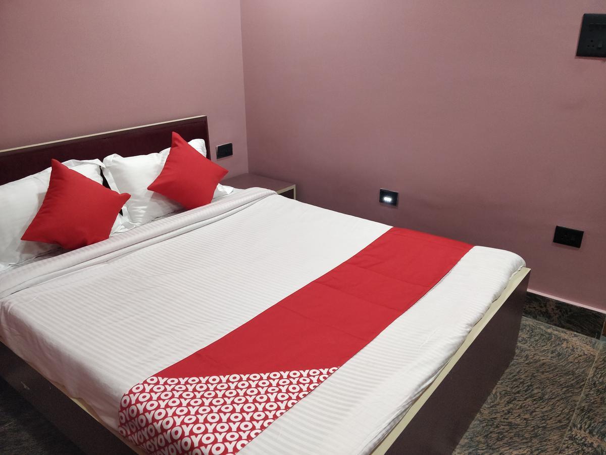 Oyo 16871 Anant Home Stay Shillong Kültér fotó