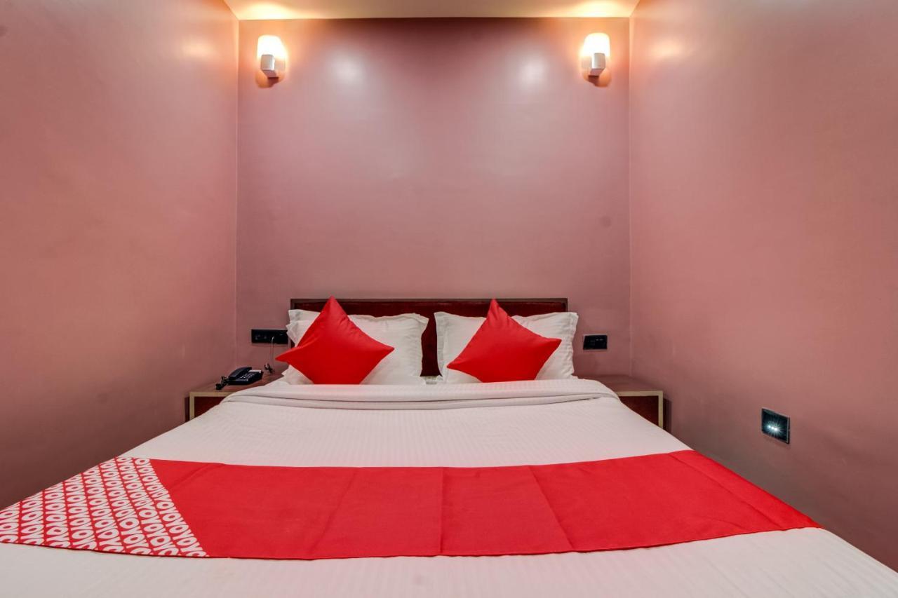 Oyo 16871 Anant Home Stay Shillong Kültér fotó