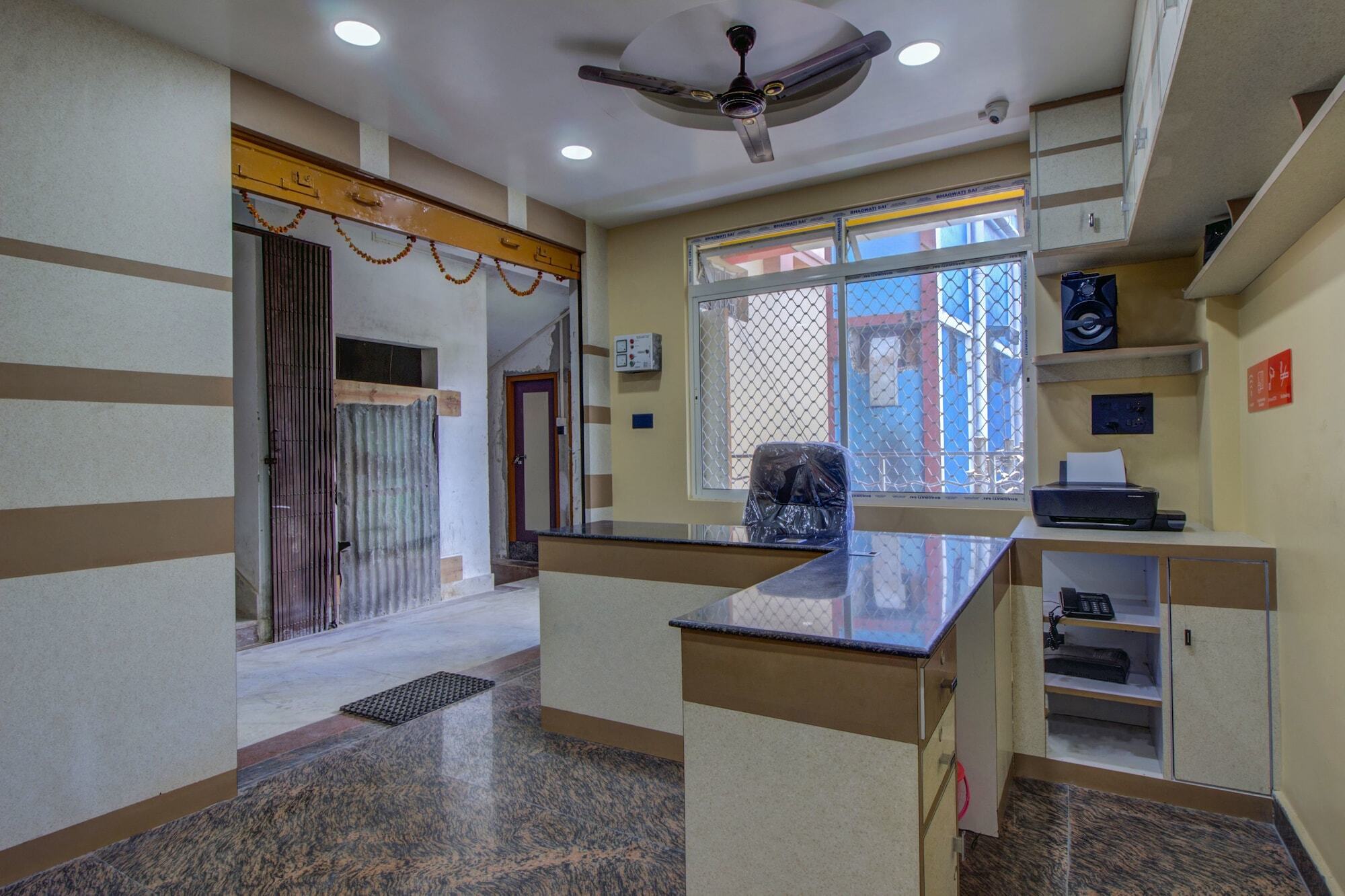 Oyo 16871 Anant Home Stay Shillong Kültér fotó